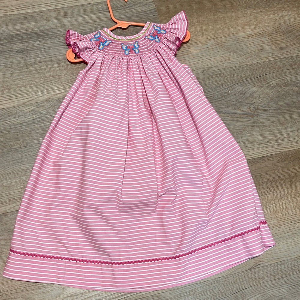 Beautiful Silly Goose hand smocked Butterfly dress 2t rare cotton classic